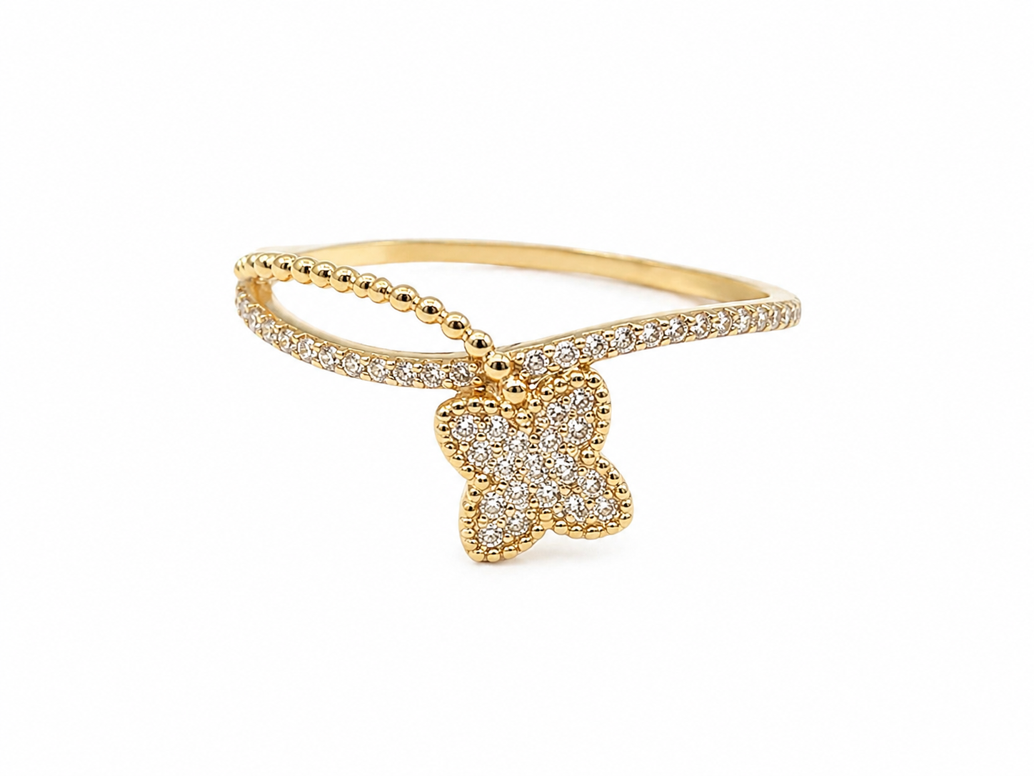 Clover ring