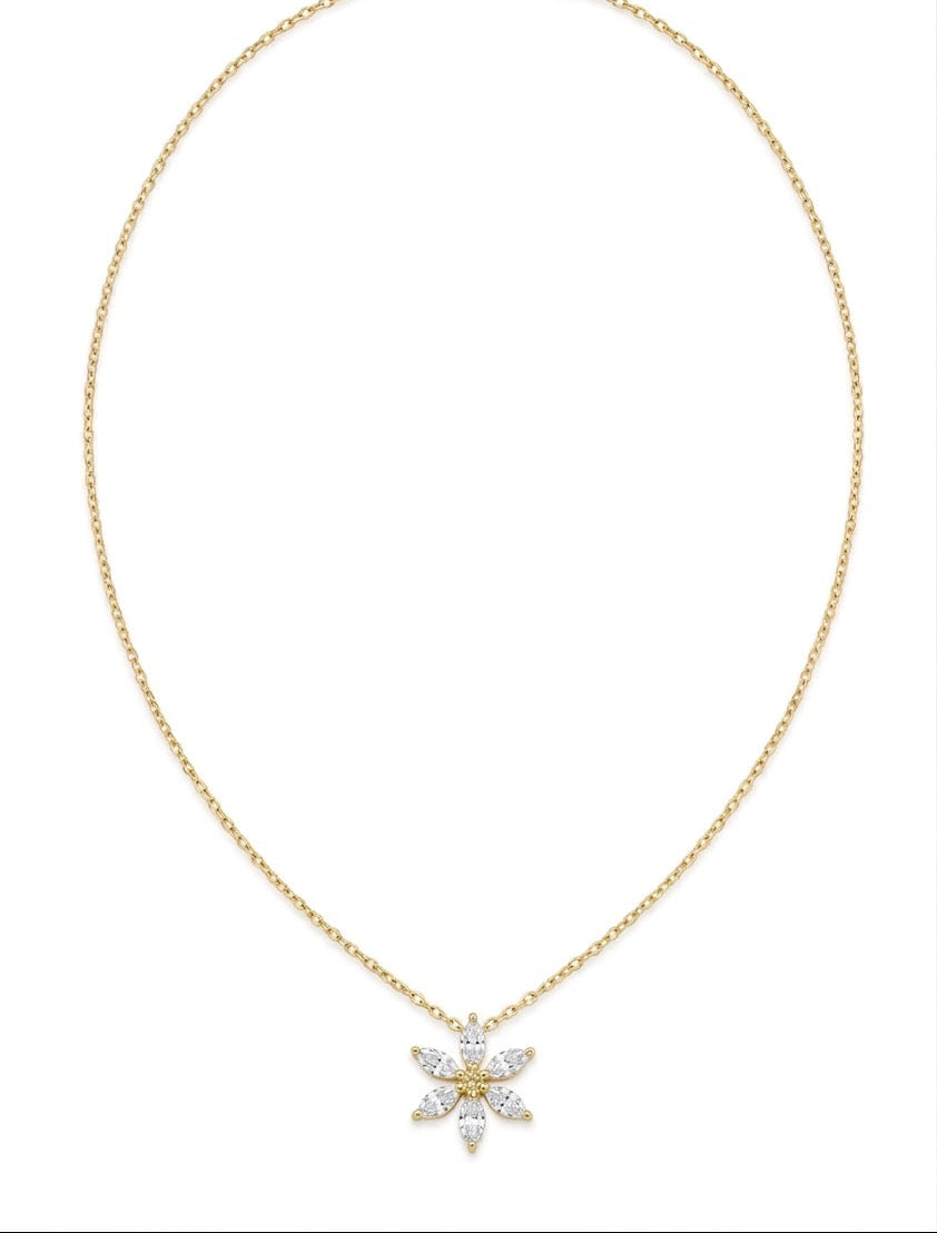 My little flower necklace